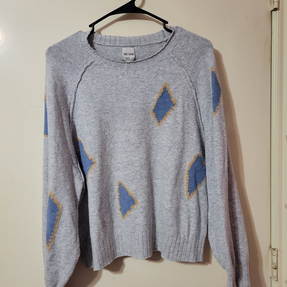 NIC+ZOE Light Gray Sweater with Blue and Gold Accents